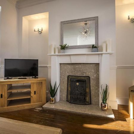 Ivydene - 3 Bedroom Holiday Home - Tenby Eksteriør bilde