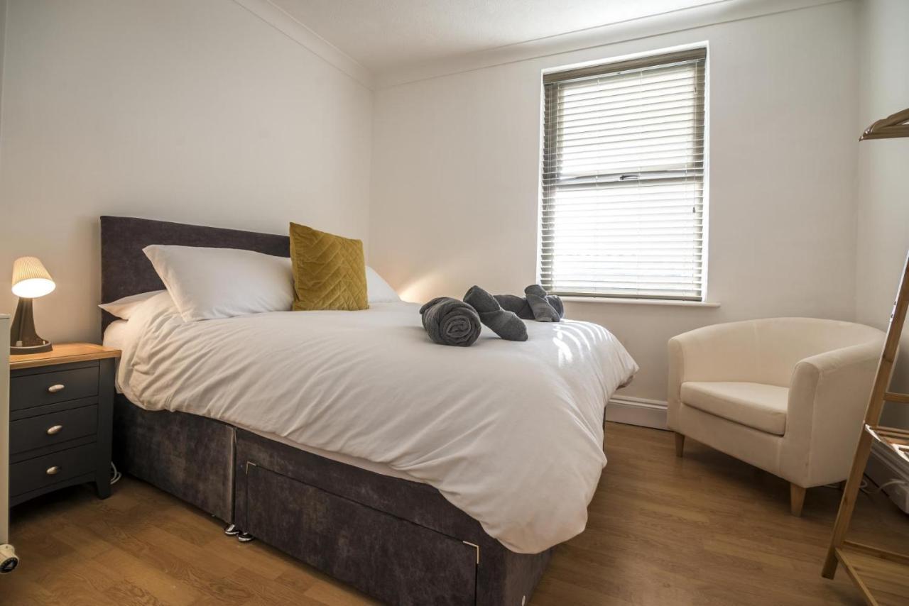 Ivydene - 3 Bedroom Holiday Home - Tenby Eksteriør bilde